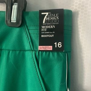 7th Avenue size 16 green pants